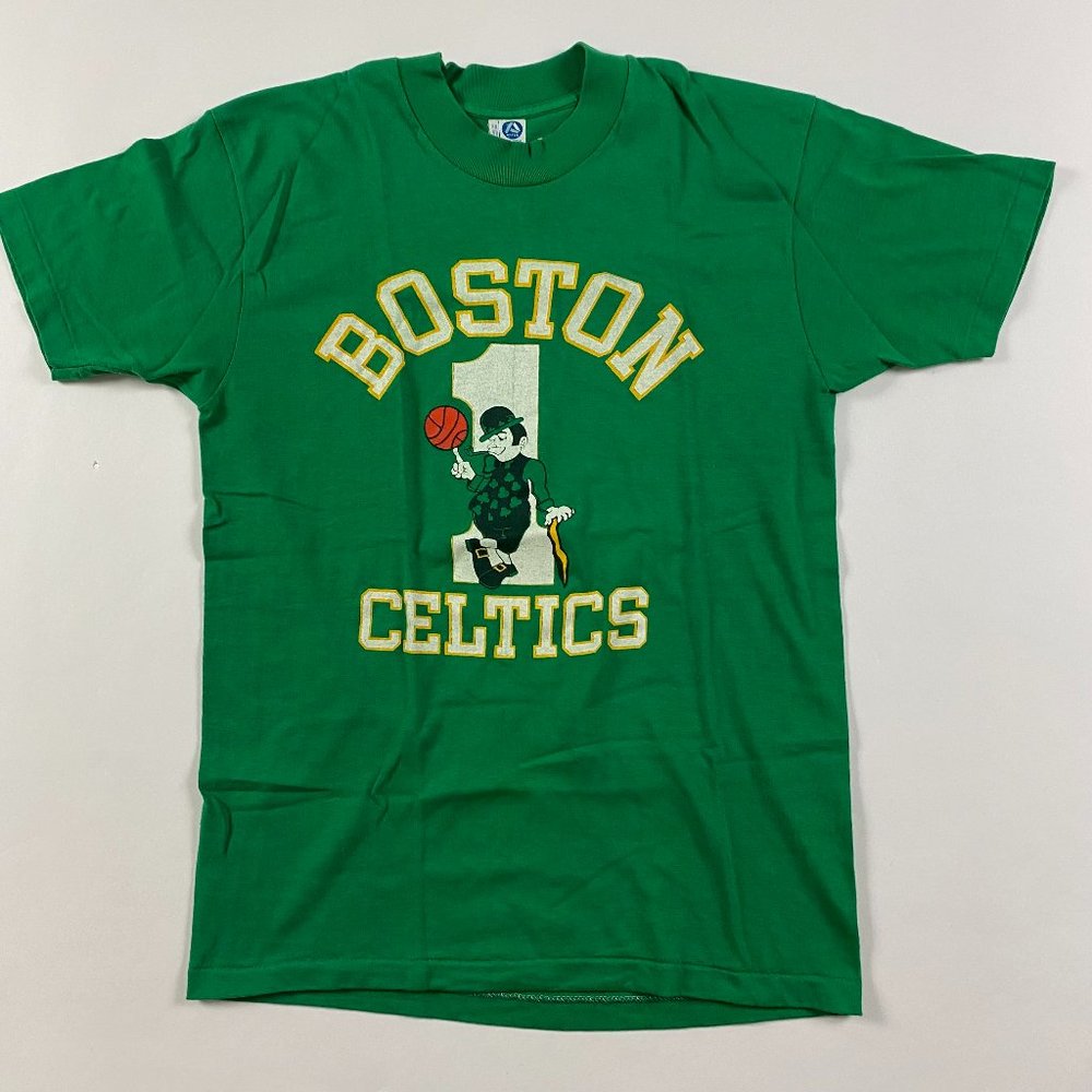 Vintage 80s Boston Celtics T Shirt Mens Medium Small Made in USA Single Stitch